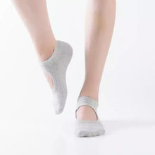 Cargar imagen en el visor de la galería, Men and Women Yoga Socks Anti-skid Breathable Fitness Pilates Socks Dancing Gym Non Slip Cotton Socks With Socks Heel