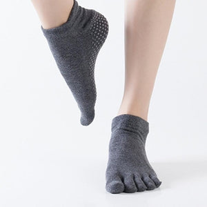 Men and Women Yoga Socks Anti-skid Breathable Fitness Pilates Socks Dancing Gym Non Slip Cotton Socks With Socks Heel